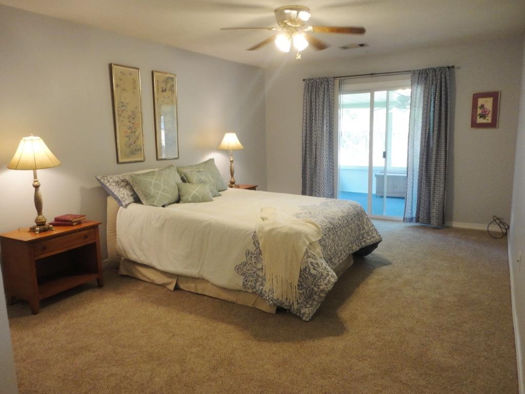 VILLAGE WEST - Residential