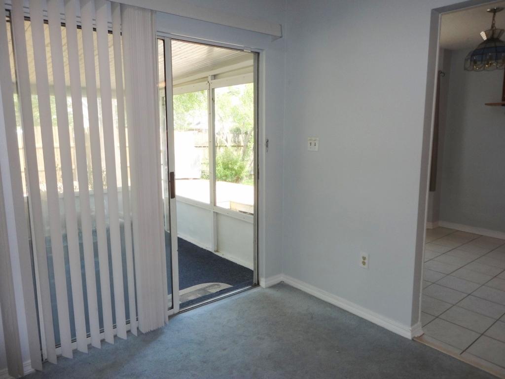 VILLAGE WEST - Residential