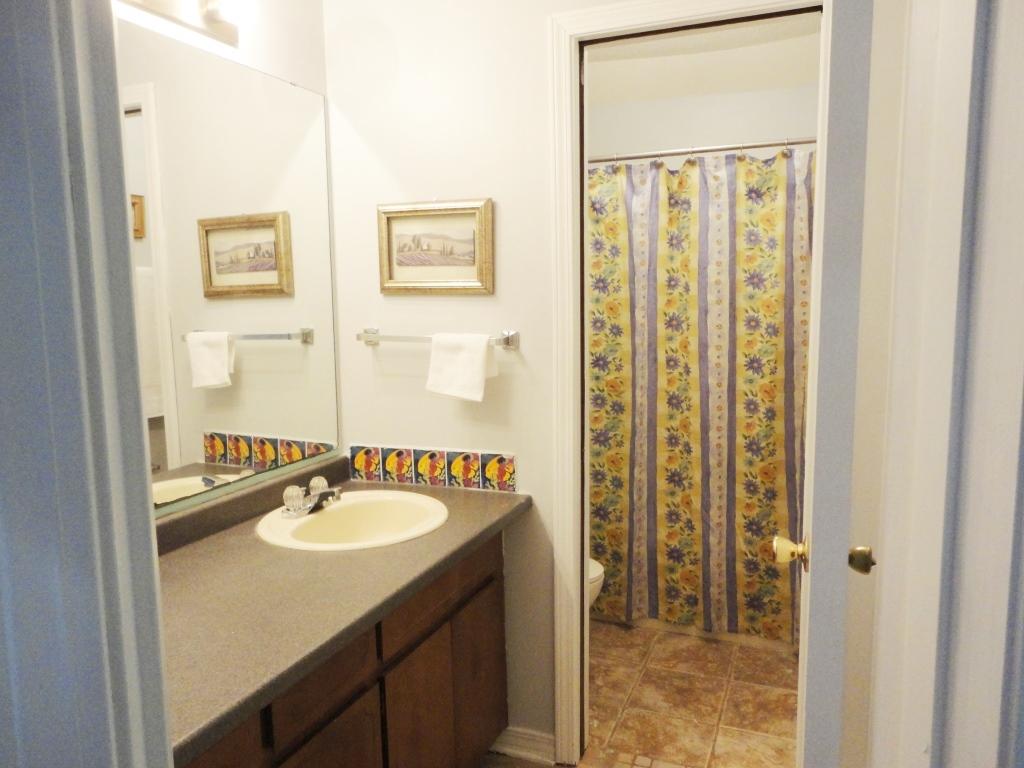 VILLAGE WEST - Residential