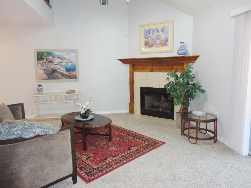 VILLAGE WEST - Residential