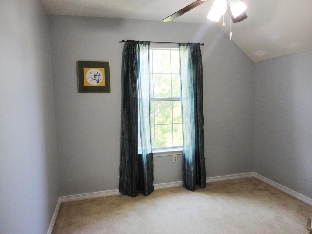 VILLAGE WEST - Residential