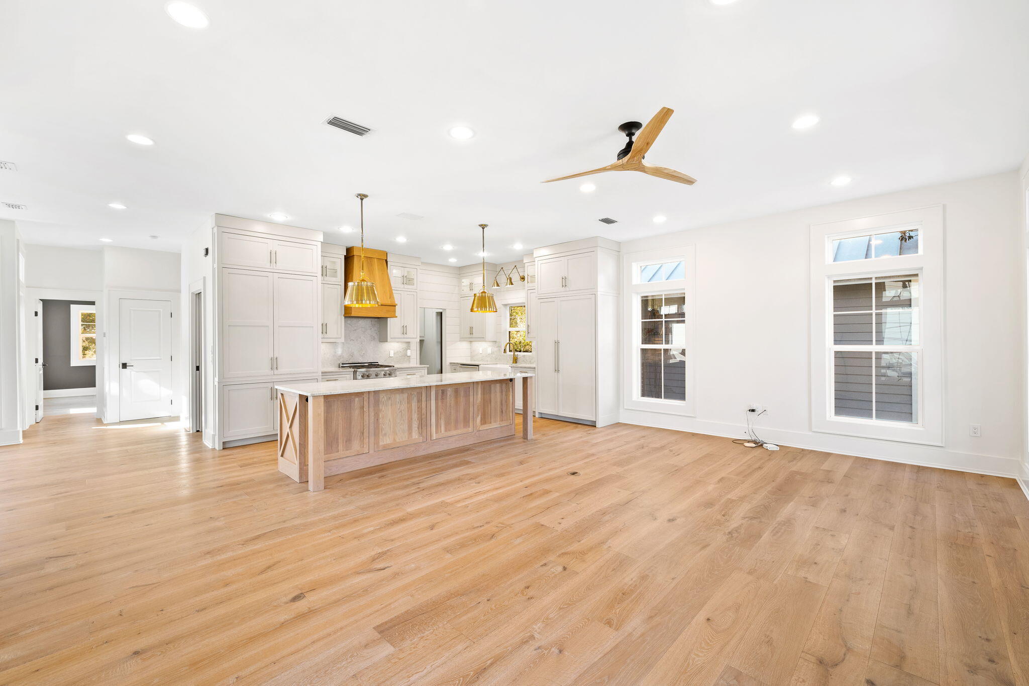 SEABREEZE - Residential