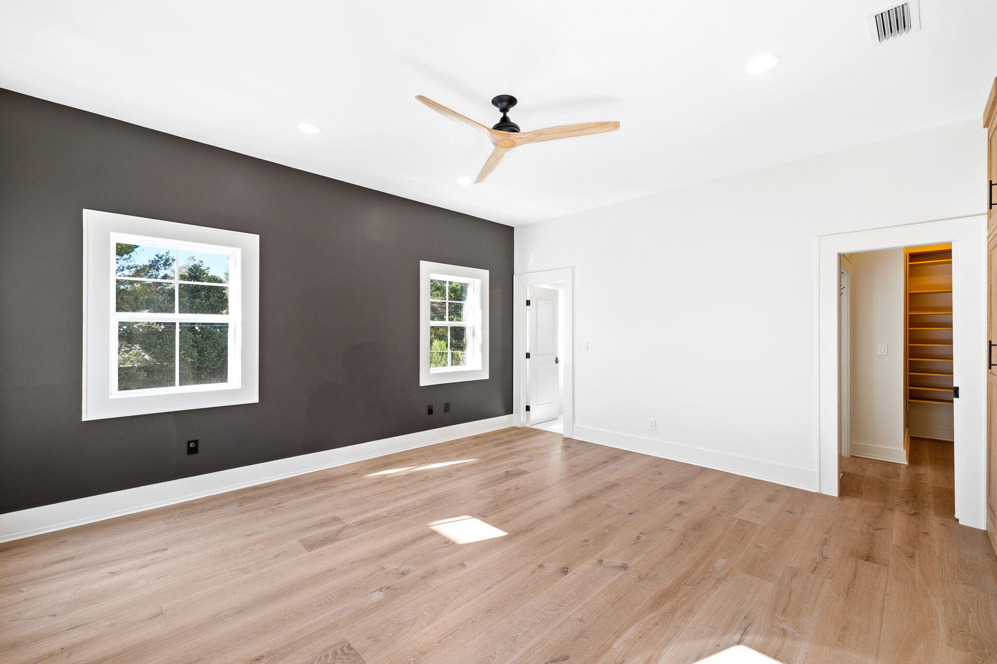 SEABREEZE - Residential