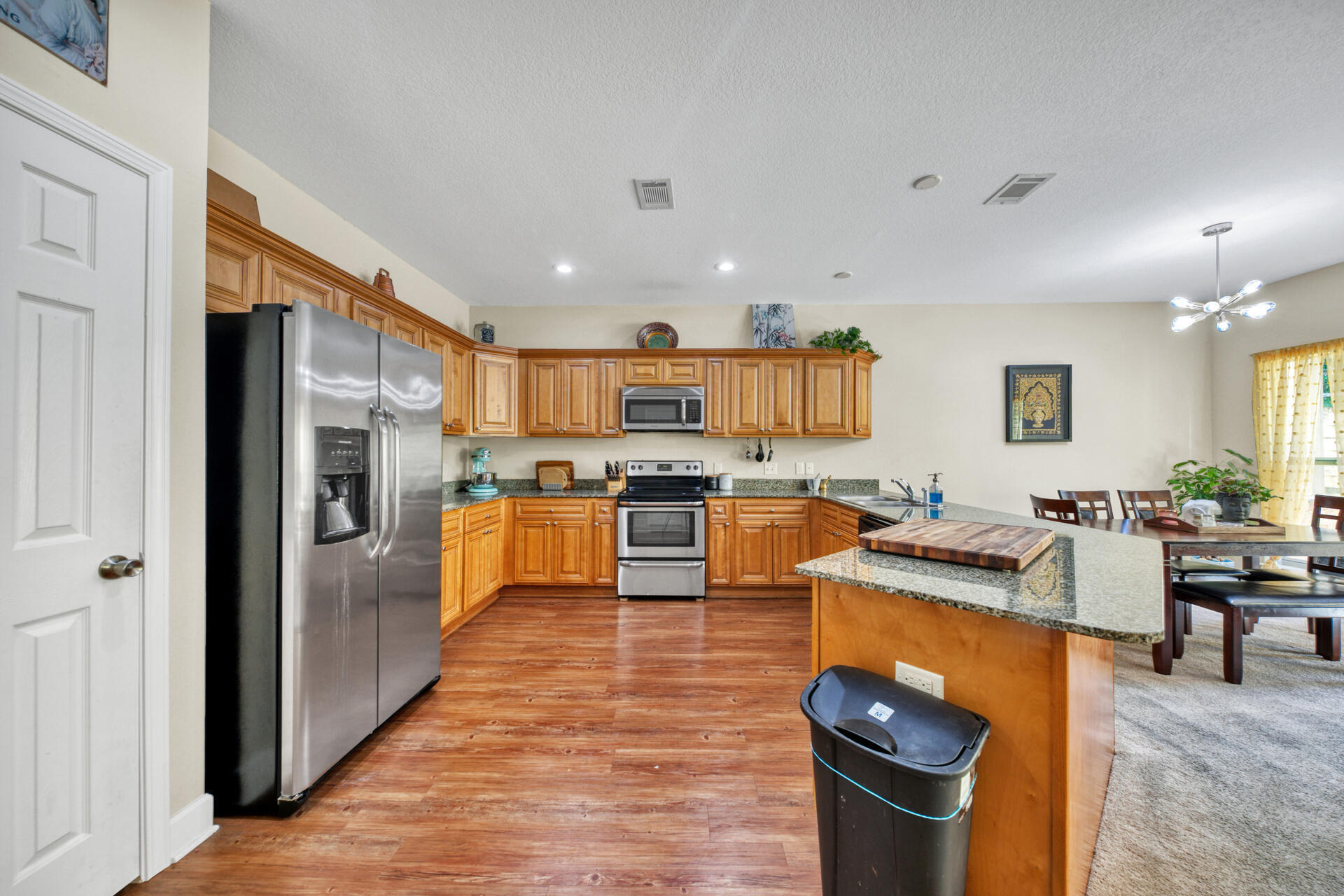 ARBOR LAKE PHASE II - Residential Lease