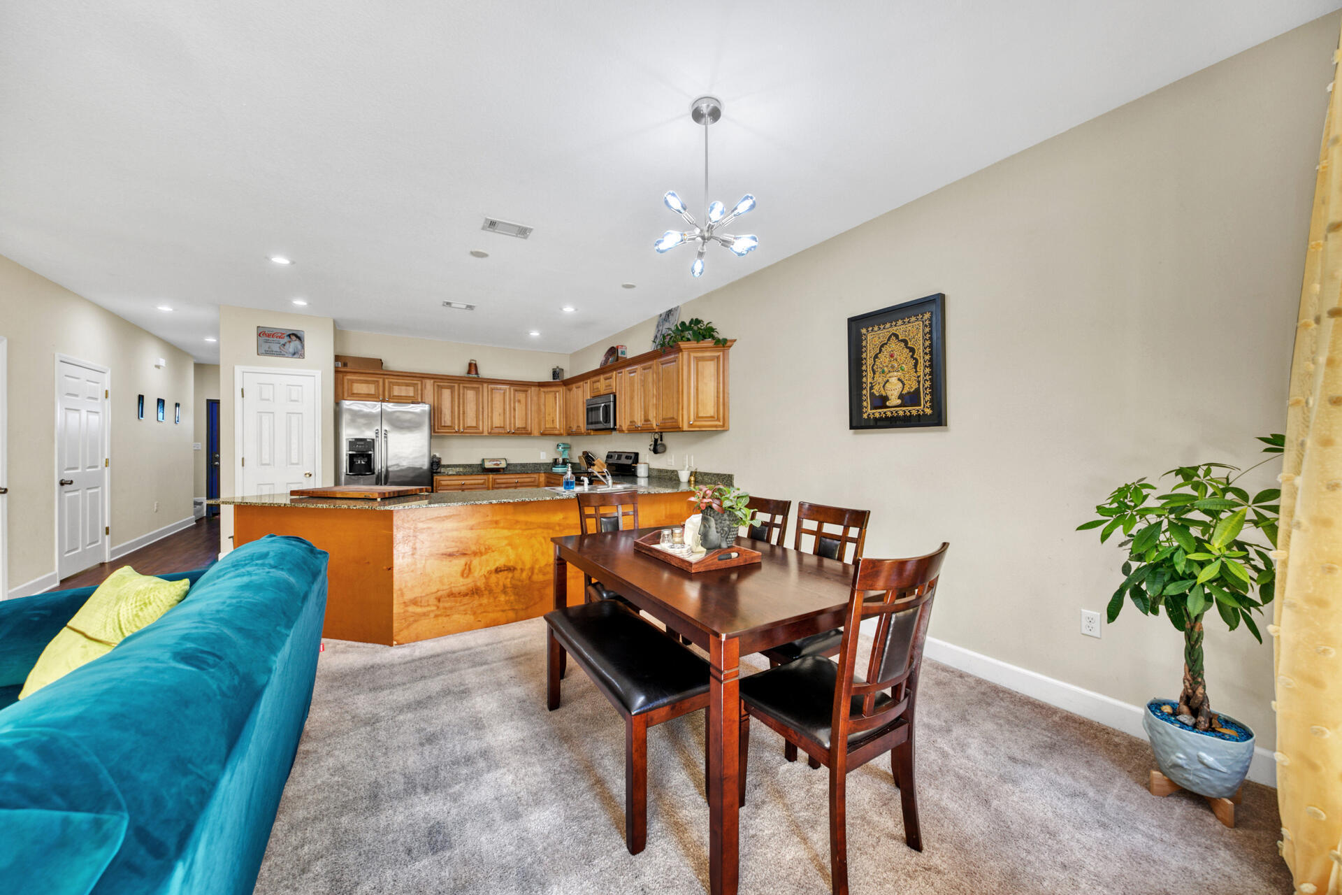 ARBOR LAKE PHASE II - Residential Lease