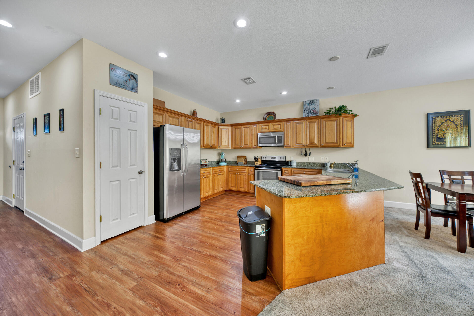 ARBOR LAKE PHASE II - Residential Lease
