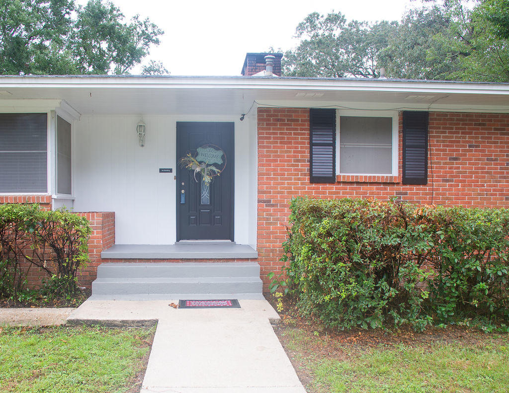 TALL PINES - Residential