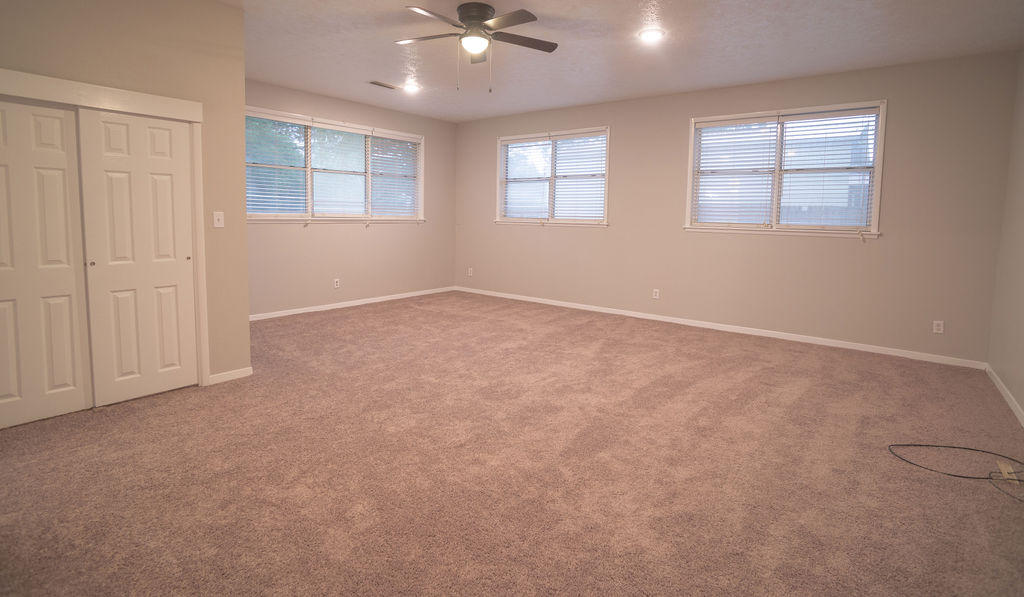 TALL PINES - Residential