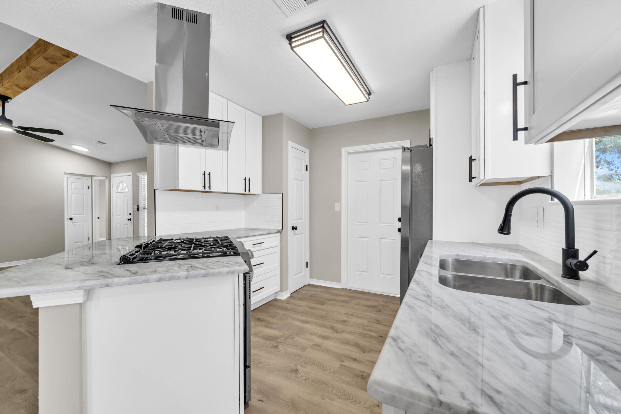 🏡 Fully Rehabbed Home - Modern Comfort & Style ThroughoutStep into this 100% renovated gem, where every detail has been thoughtfully upgraded for style, comfort, and peace of mind. Located in a desirable neighborhood, this home is truly move-in ready.✨ Interior Features: Brand-new kitchen with granite countertops and stainless steel appliances Updated bathrooms, including a new shower door (on order) Textured ceilings, fresh paint inside and out New ceiling fans and lighting fixtures throughout Updated flooring for a clean, cohesive look🛠️ Major Systems: New roof (2025) for long-term durability Modern AC system (2020) for efficient cooling Reliable hot water heater (2015)This home offers the perfect blend of modern updates and solid infrastructure