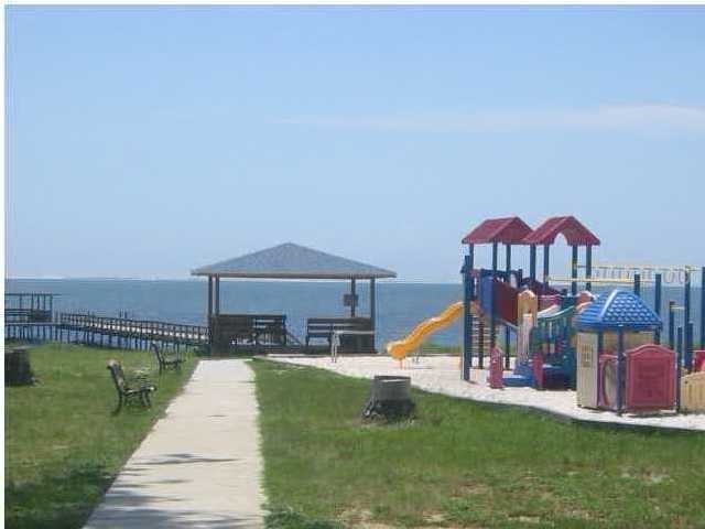 HOLLEY BY THE SEA - Residential