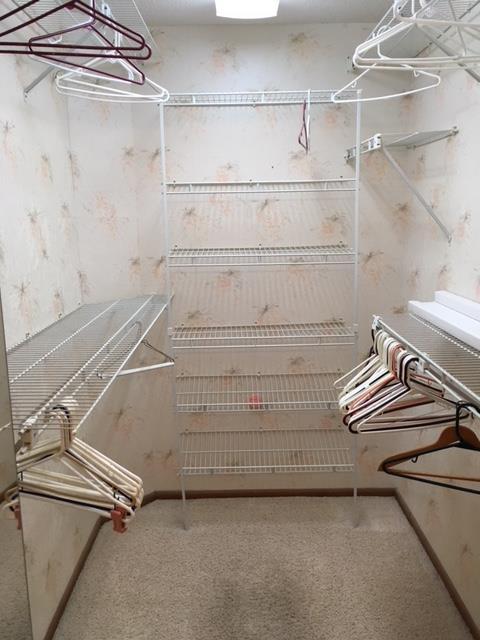 CANTERBURY WOODS - Residential