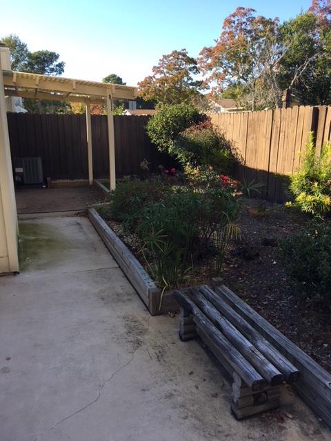 CANTERBURY WOODS - Residential