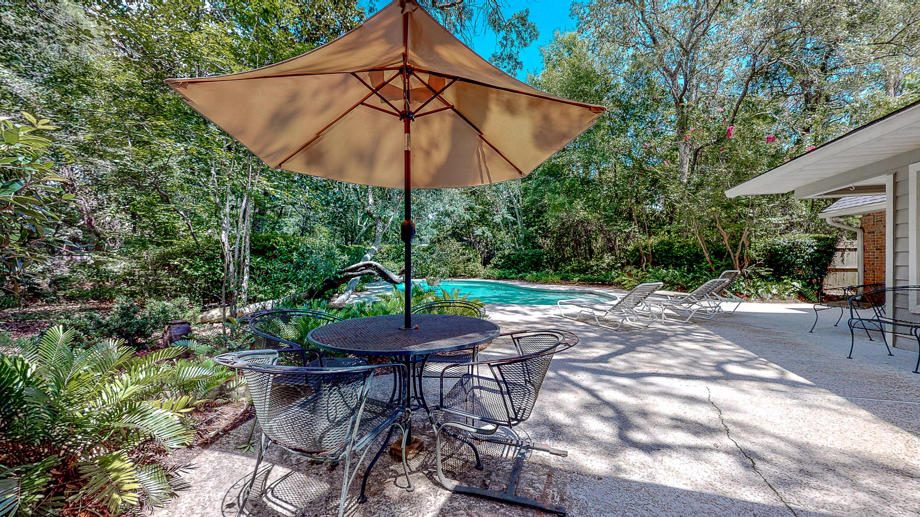 LIDO ESTATES BLUEWATER BAY - Residential