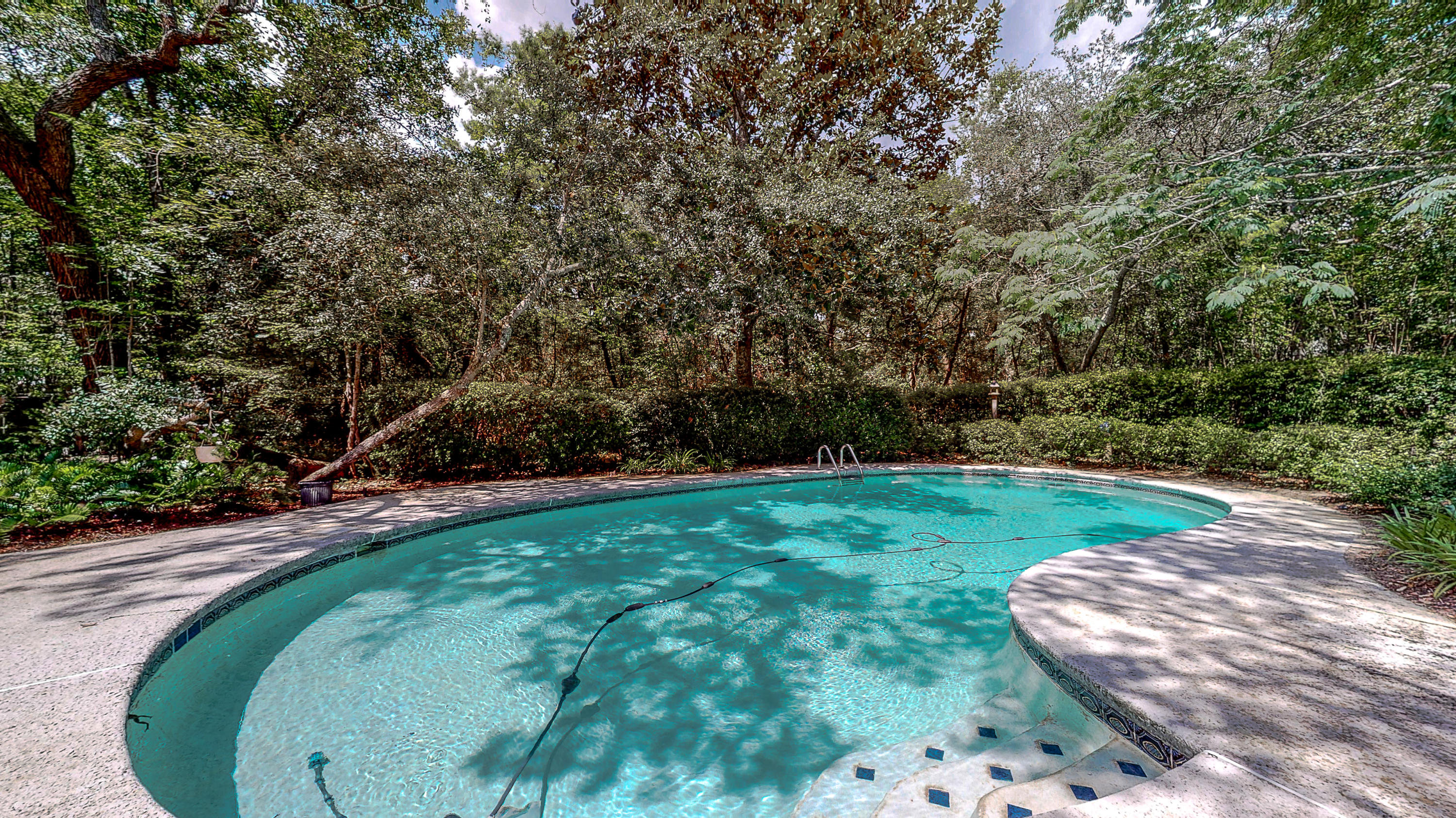 LIDO ESTATES BLUEWATER BAY - Residential
