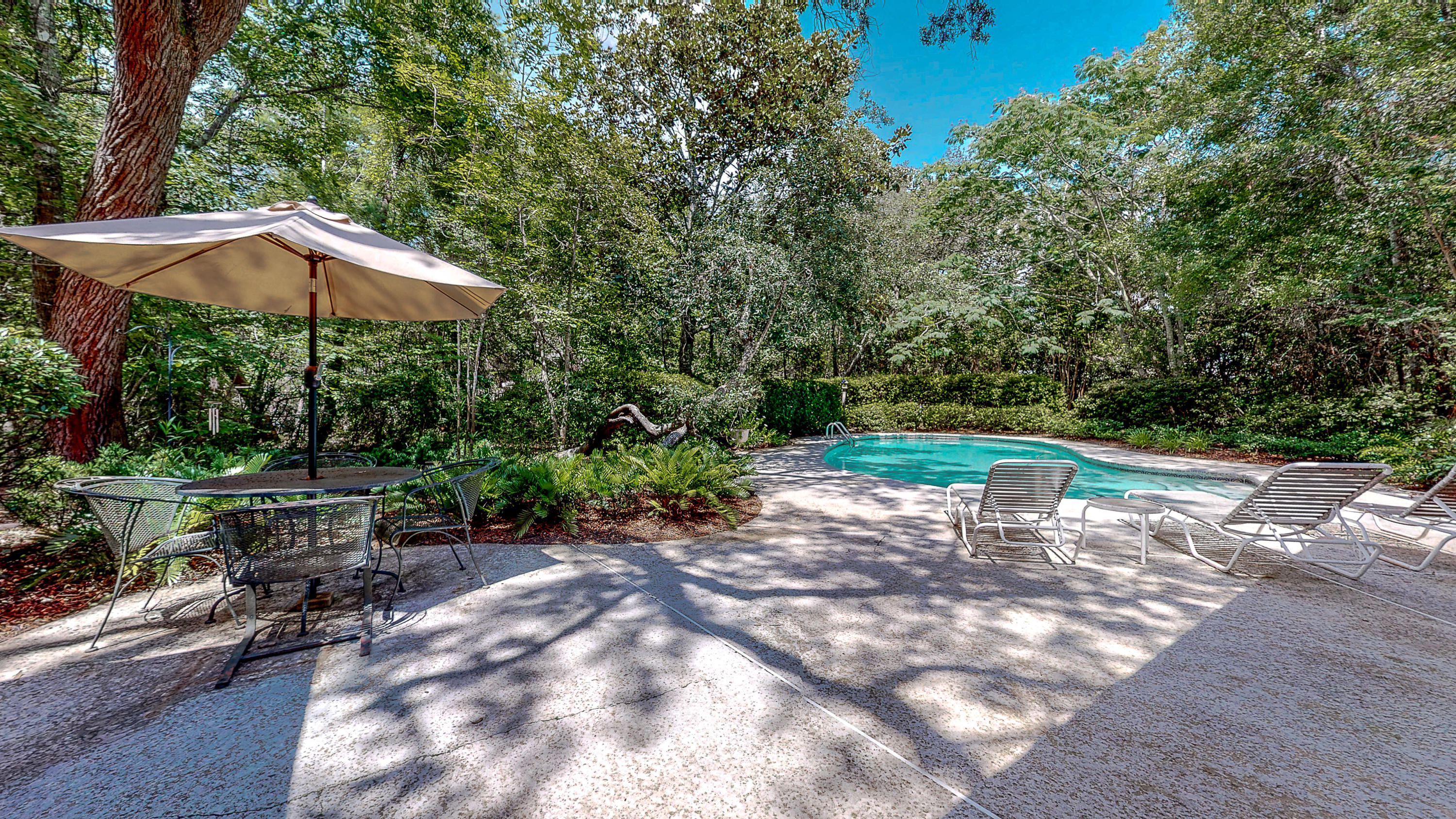 LIDO ESTATES BLUEWATER BAY - Residential