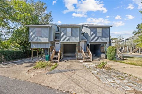 Photo of 200 White Street #2, Niceville, FL 32578 (MLS # 988260) Photo of 200 White Street #2, Niceville, FL 32578 (MLS # 988260)