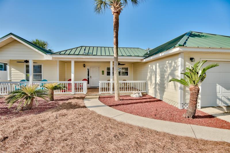 CRYSTAL BEACH - Residential