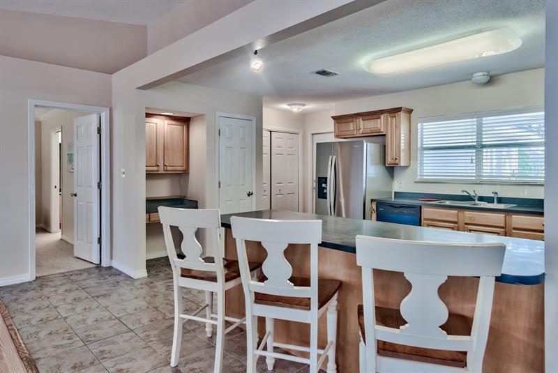 CRYSTAL BEACH - Residential