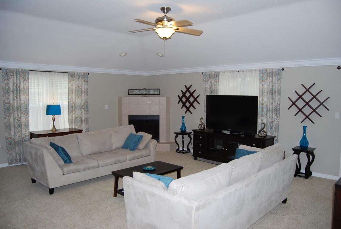 SUMMER PLACE - Residential