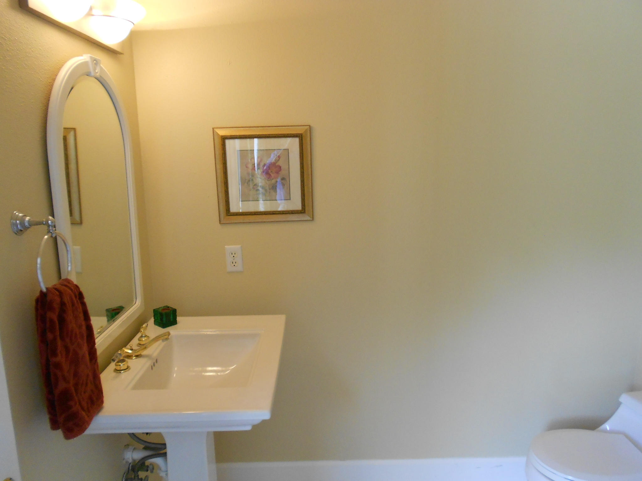WHISPERING OAKS - Residential