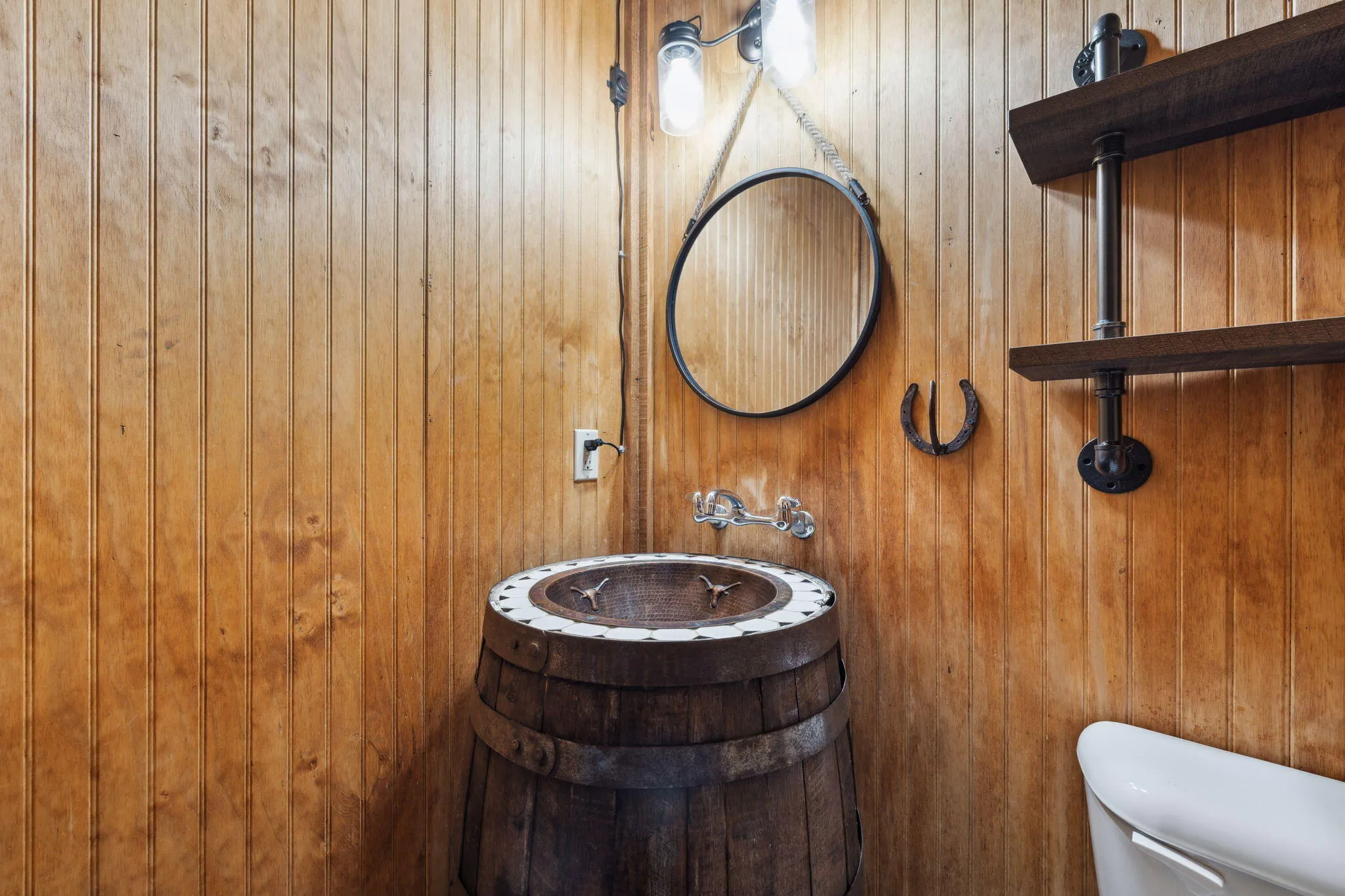 Laurel Hill, Florida 32567, United States, 3 Bedrooms Bedrooms, ,3 BathroomsBathrooms,Residential,Active,121569