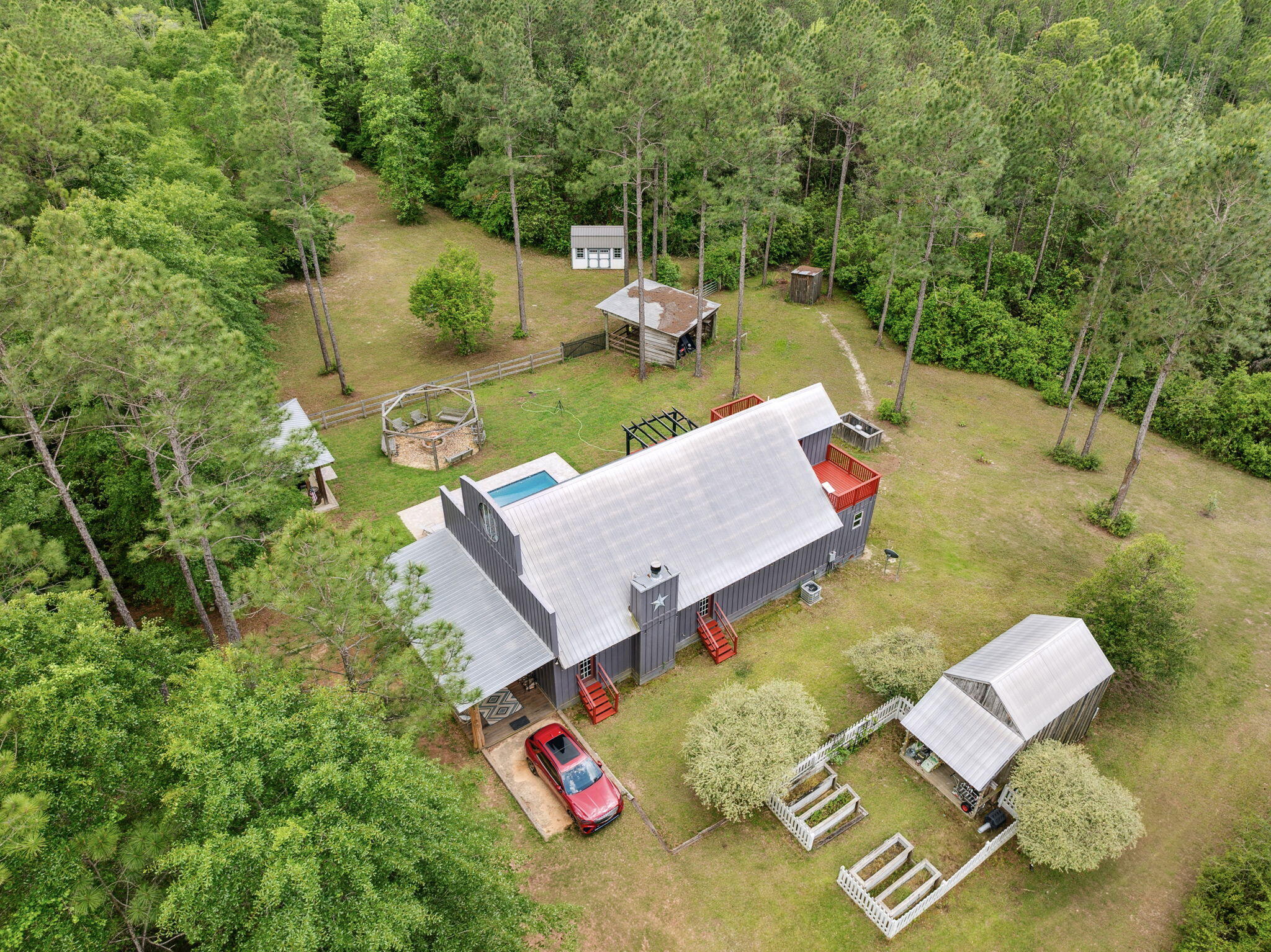 WALTON PLANTATION - Residential