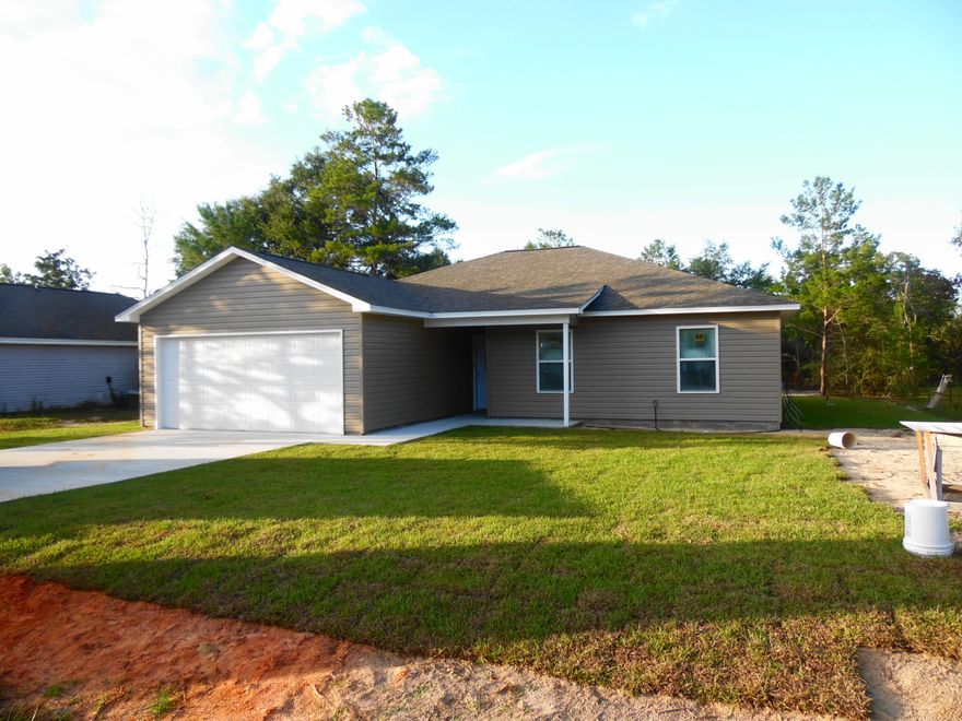 MOVE IN BY Thanksgiving and Christmas! NEW HOME WILL BE FINISHED SOON!! Give your family a great present for the holidays coming up! NEW 1456 sq. foot home with double car garage you have a total of 1975 total square feet with the heated living area, garage and porches. What a way to bring in the New Year...Home should be completed by Oct. 20th..Make this your dream home!