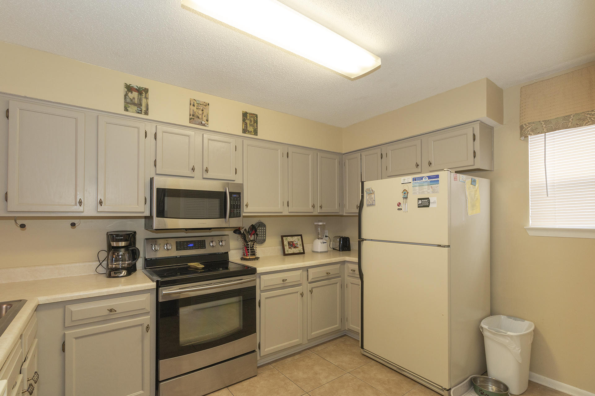 COSTA VISTA T/H - Residential