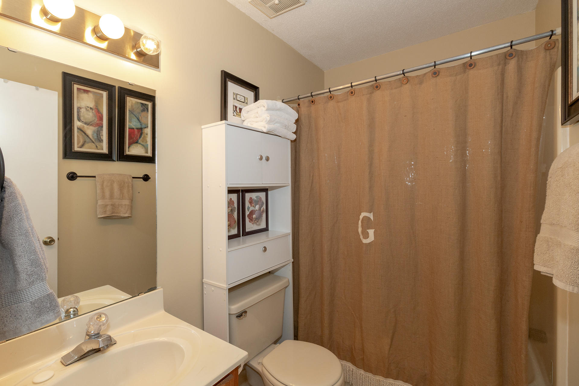 COSTA VISTA T/H - Residential