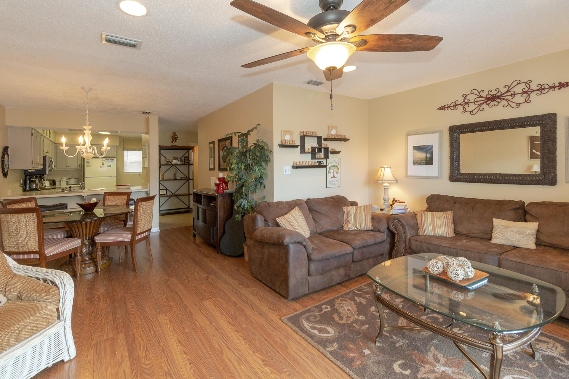 COSTA VISTA T/H - Residential