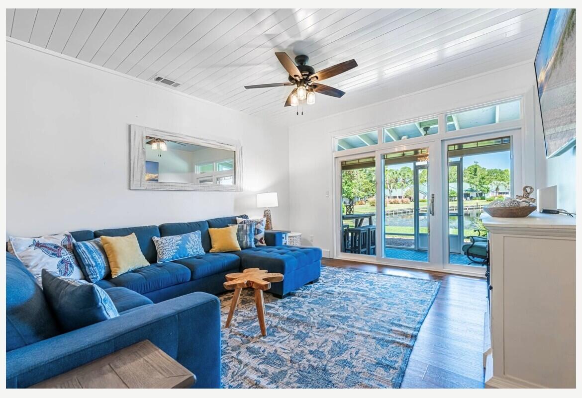 BAYOU VILLAGE CONDO PH 1 - Residential