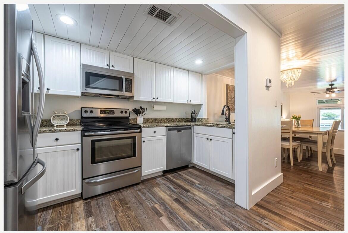 BAYOU VILLAGE CONDO PH 1 - Residential