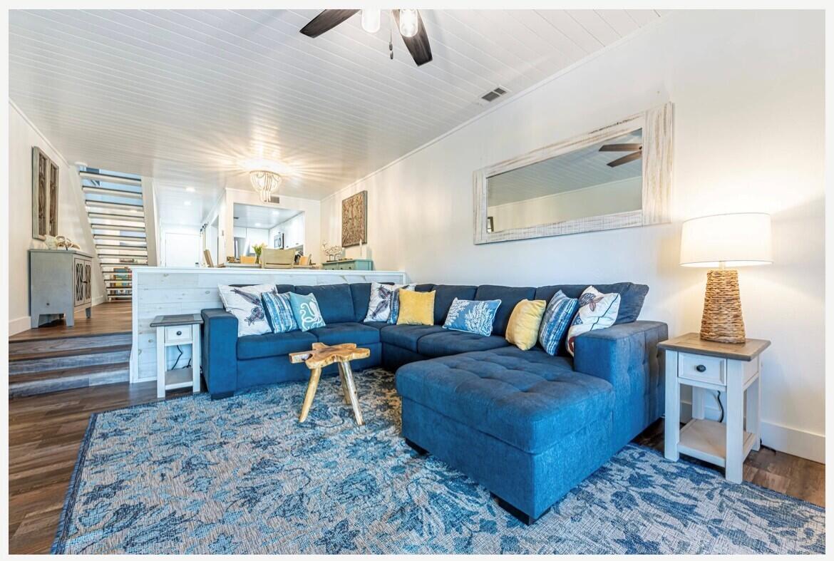 BAYOU VILLAGE CONDO PH 1 - Residential