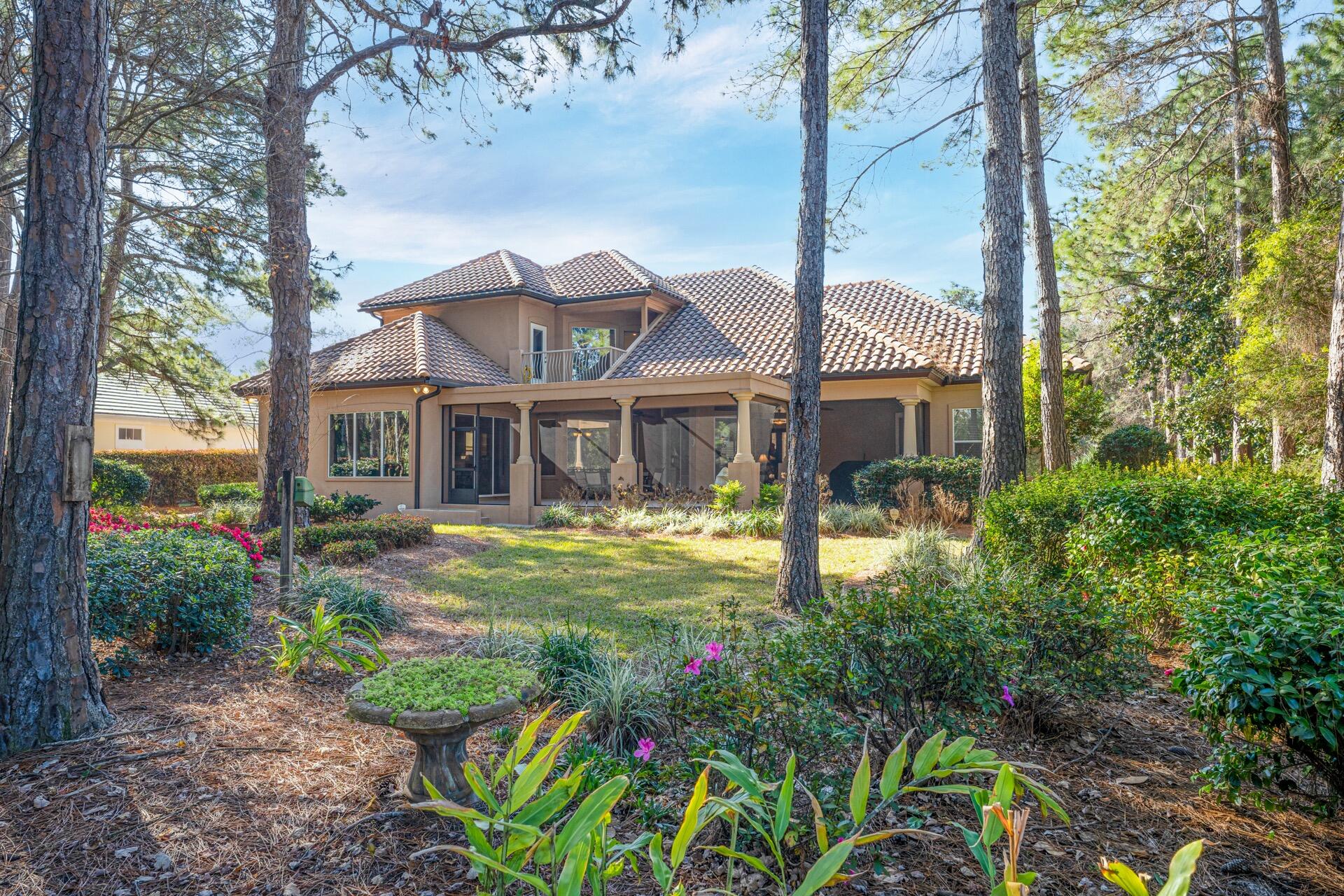 BAYTOWNE AVENUE - Residential