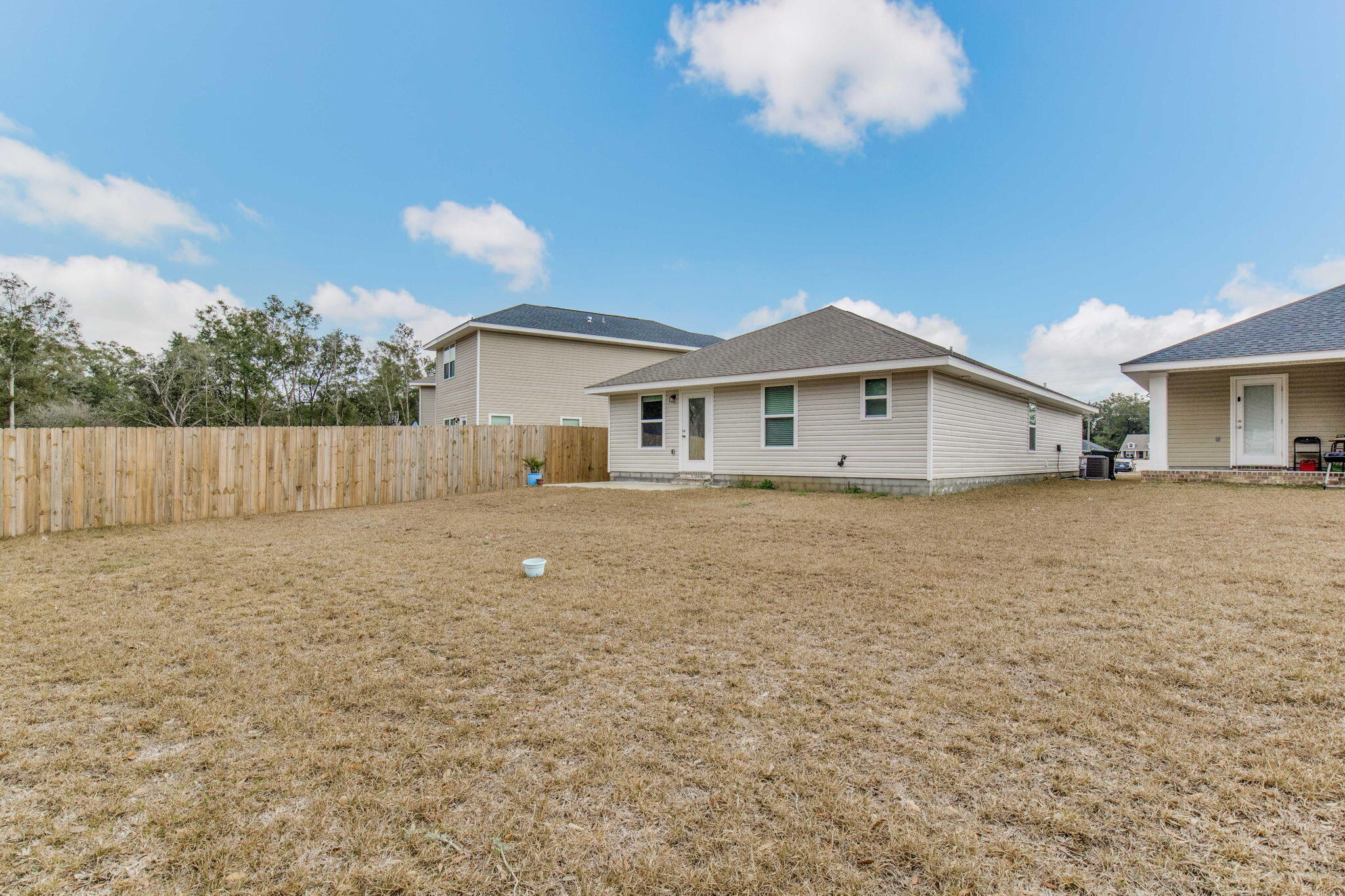 Commanders Cove - Residential