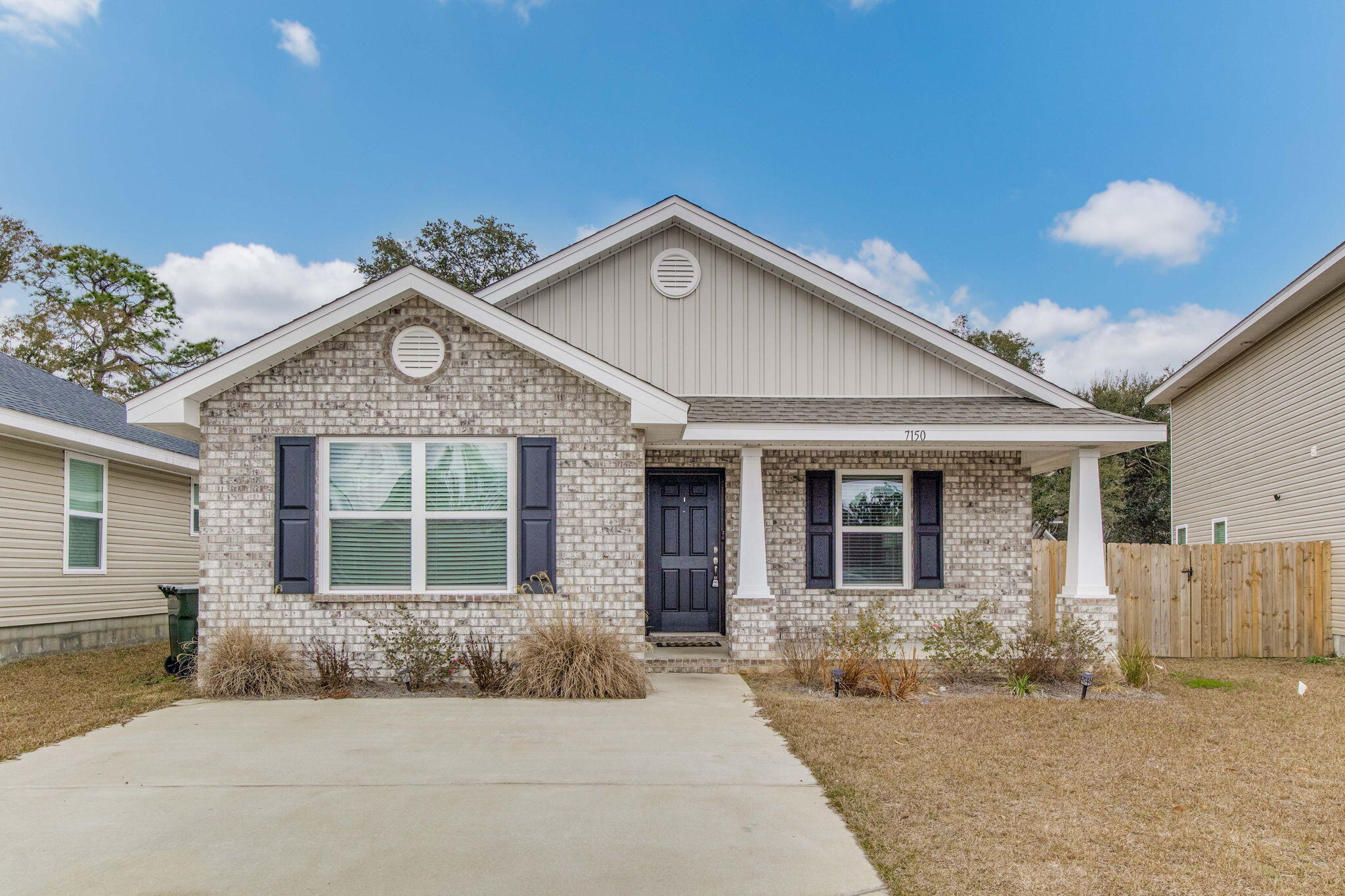 Commanders Cove - Residential