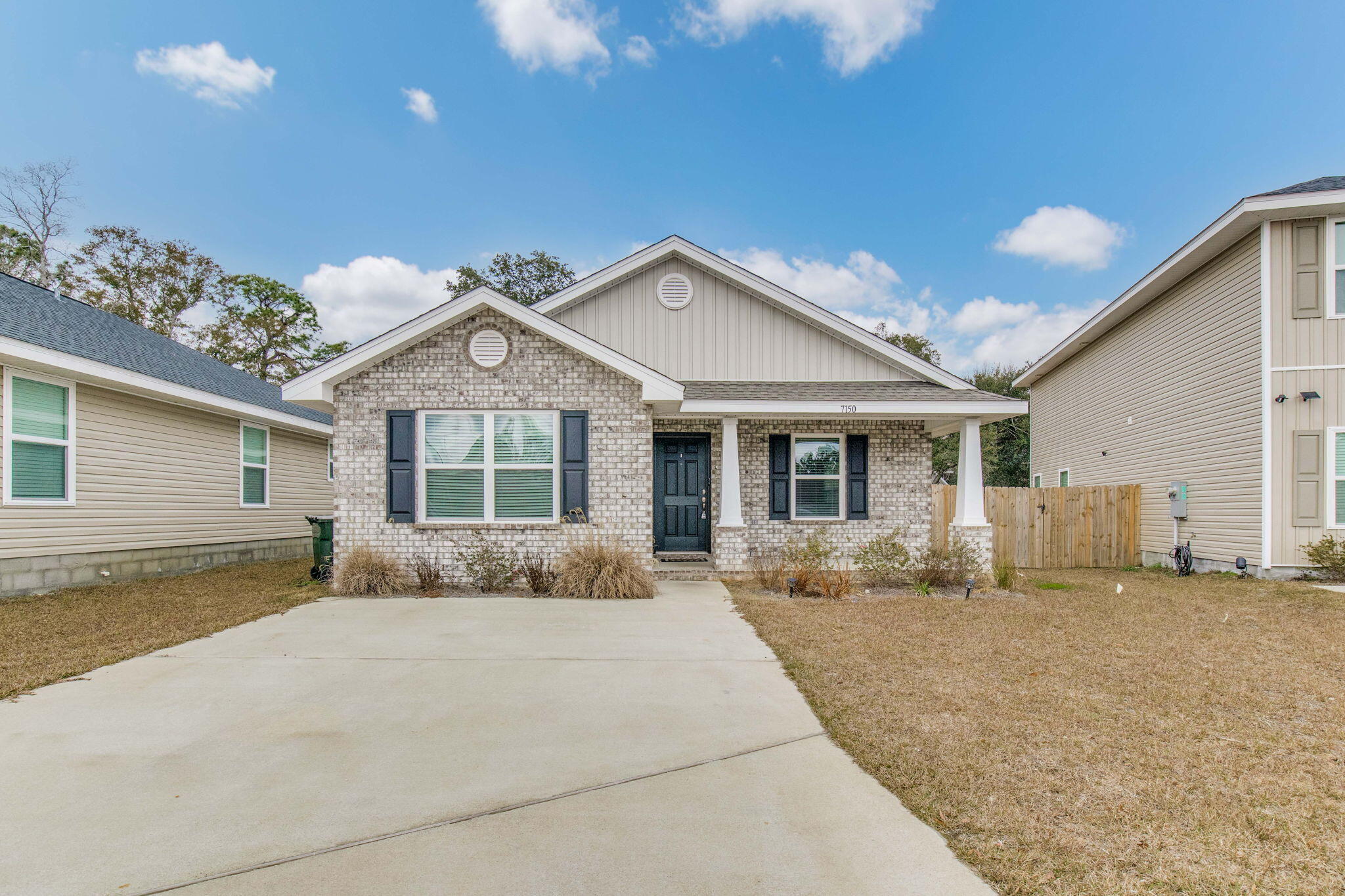 Commanders Cove - Residential