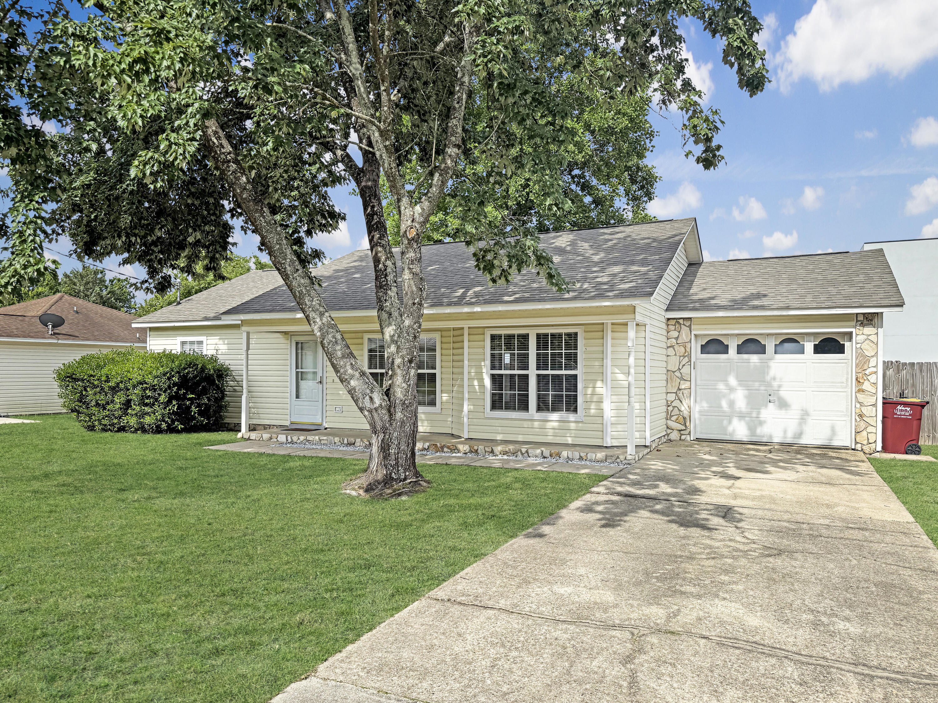 SHOAL TERRACE ESTATES - Residential