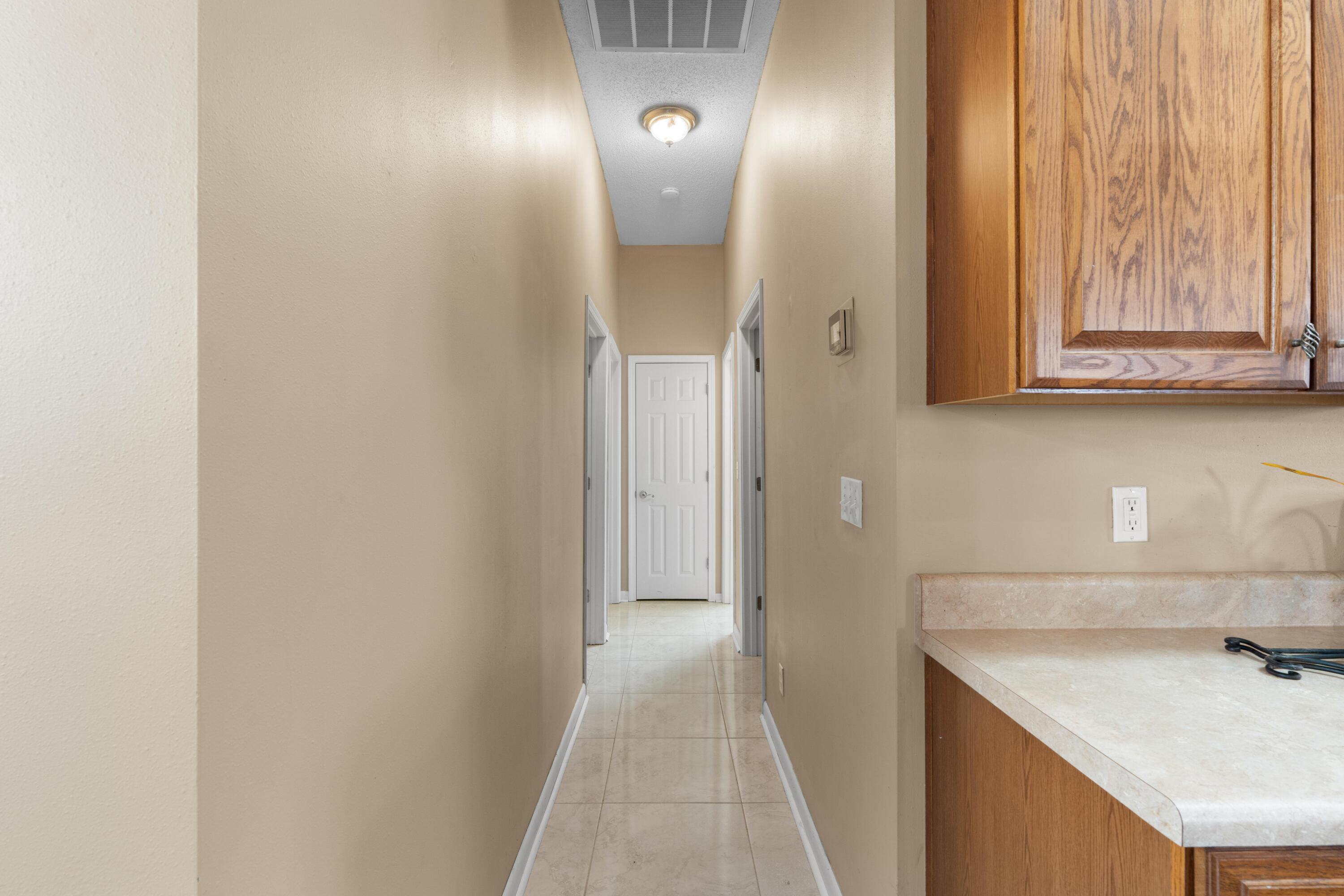 MARY ESTHER - Residential