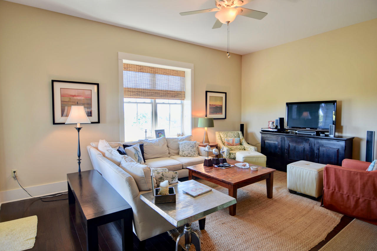 REDFISH VILLAGE - Residential