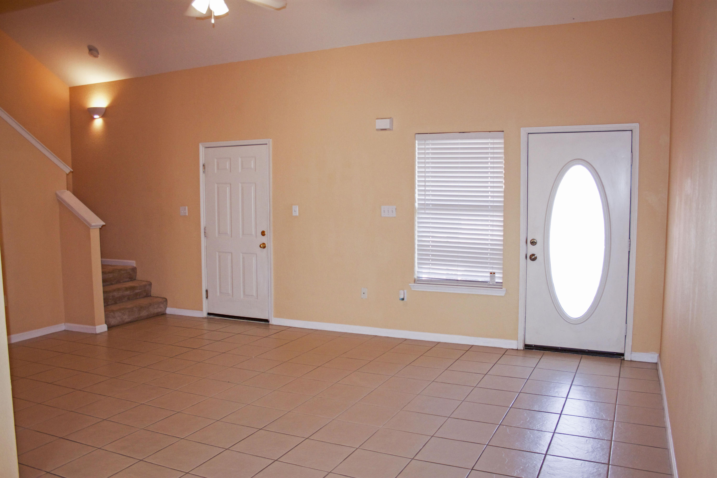 QUAIL LAKE T/H LOT 3 - Residential