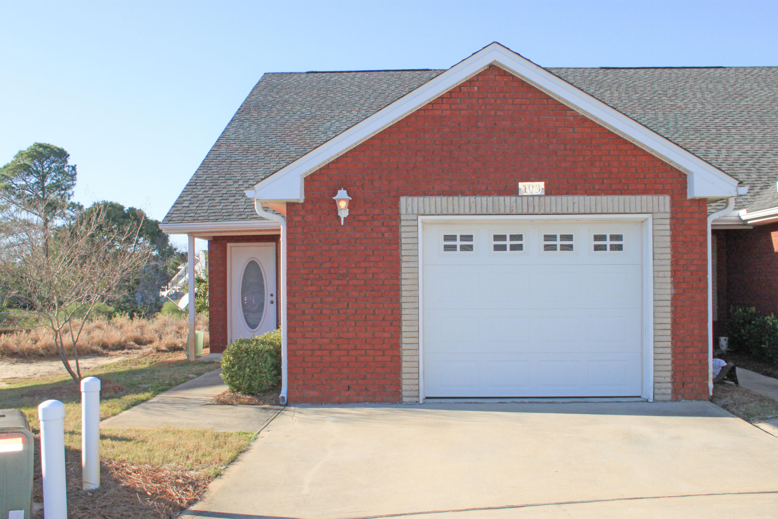 QUAIL LAKE T/H LOT 3 - Residential