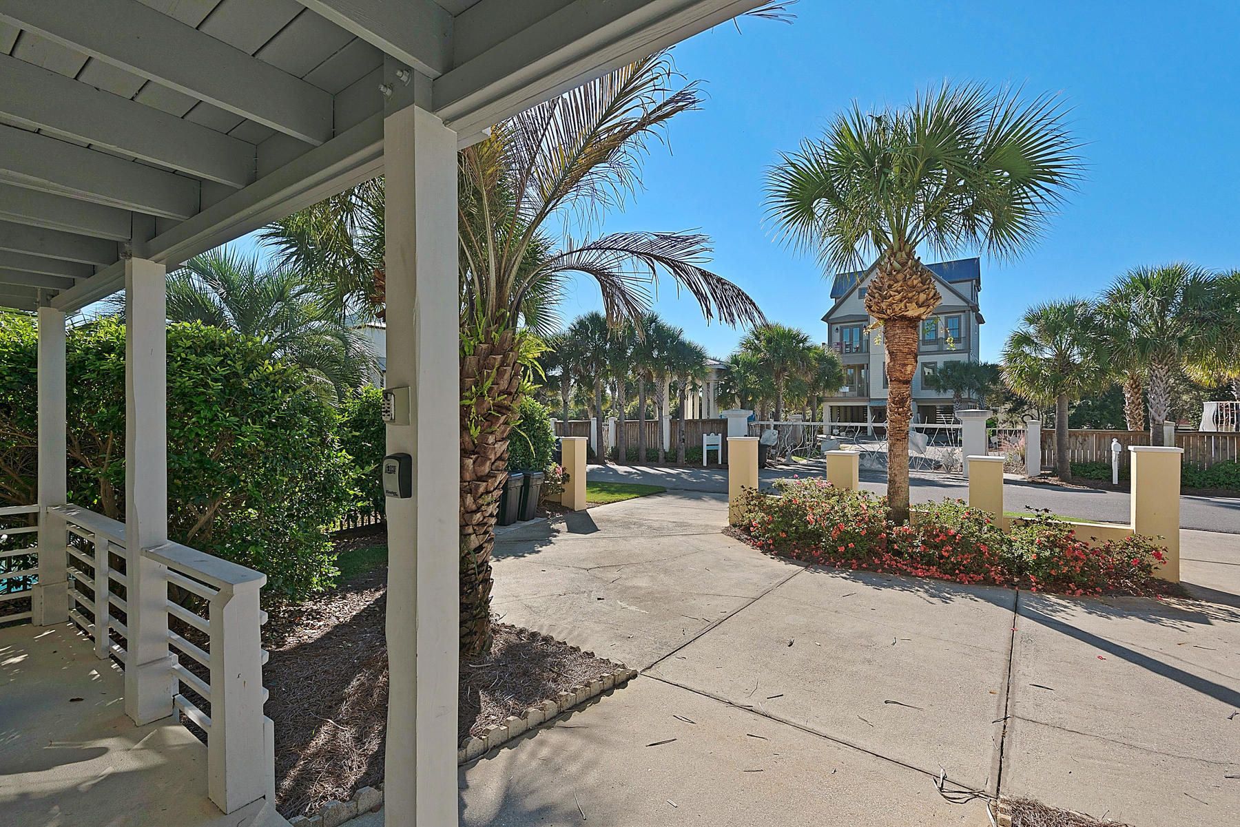 GULF VIEWS - Residential