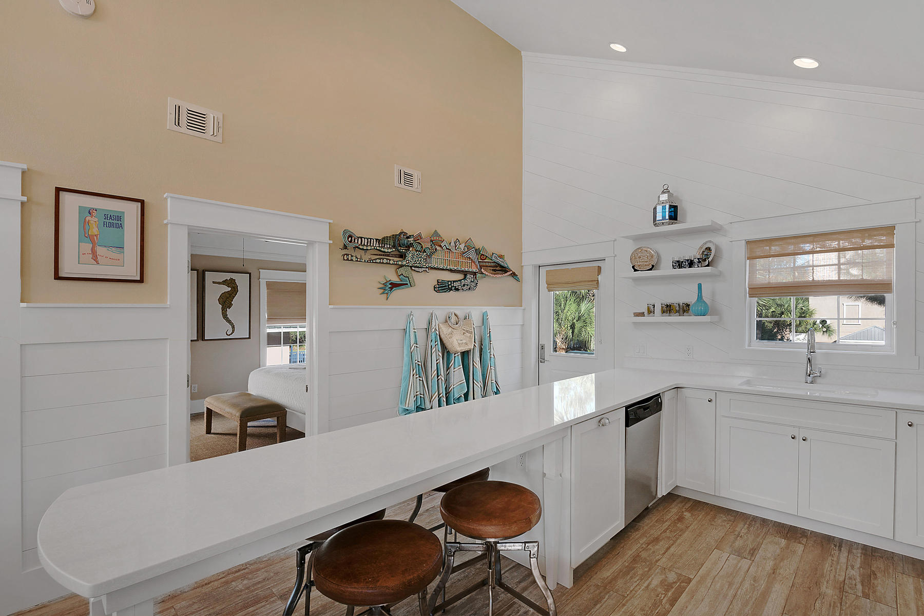 GULF VIEWS - Residential