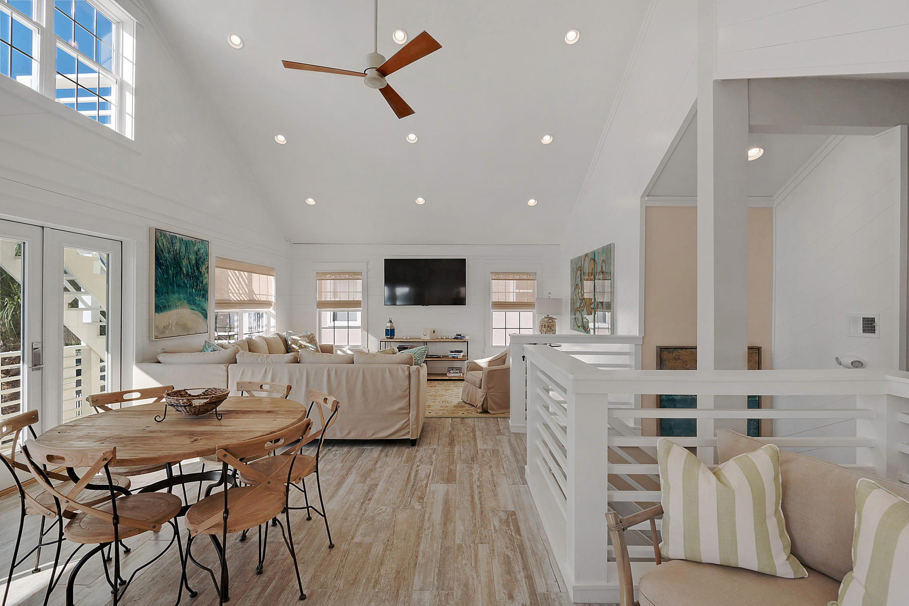 GULF VIEWS - Residential