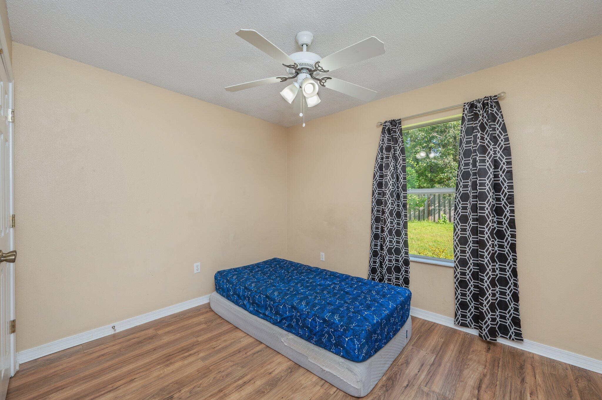 RIDGE CREST PH I - Residential
