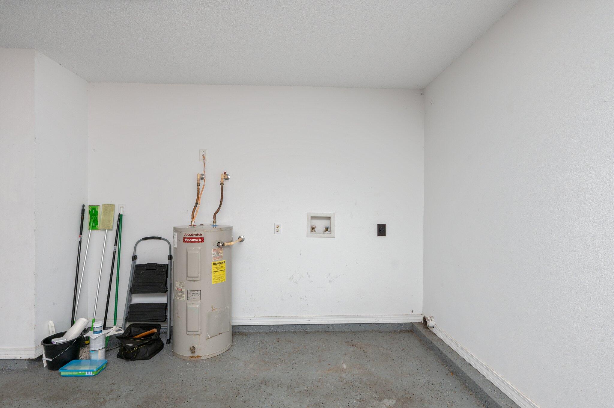 RIDGE CREST PH I - Residential