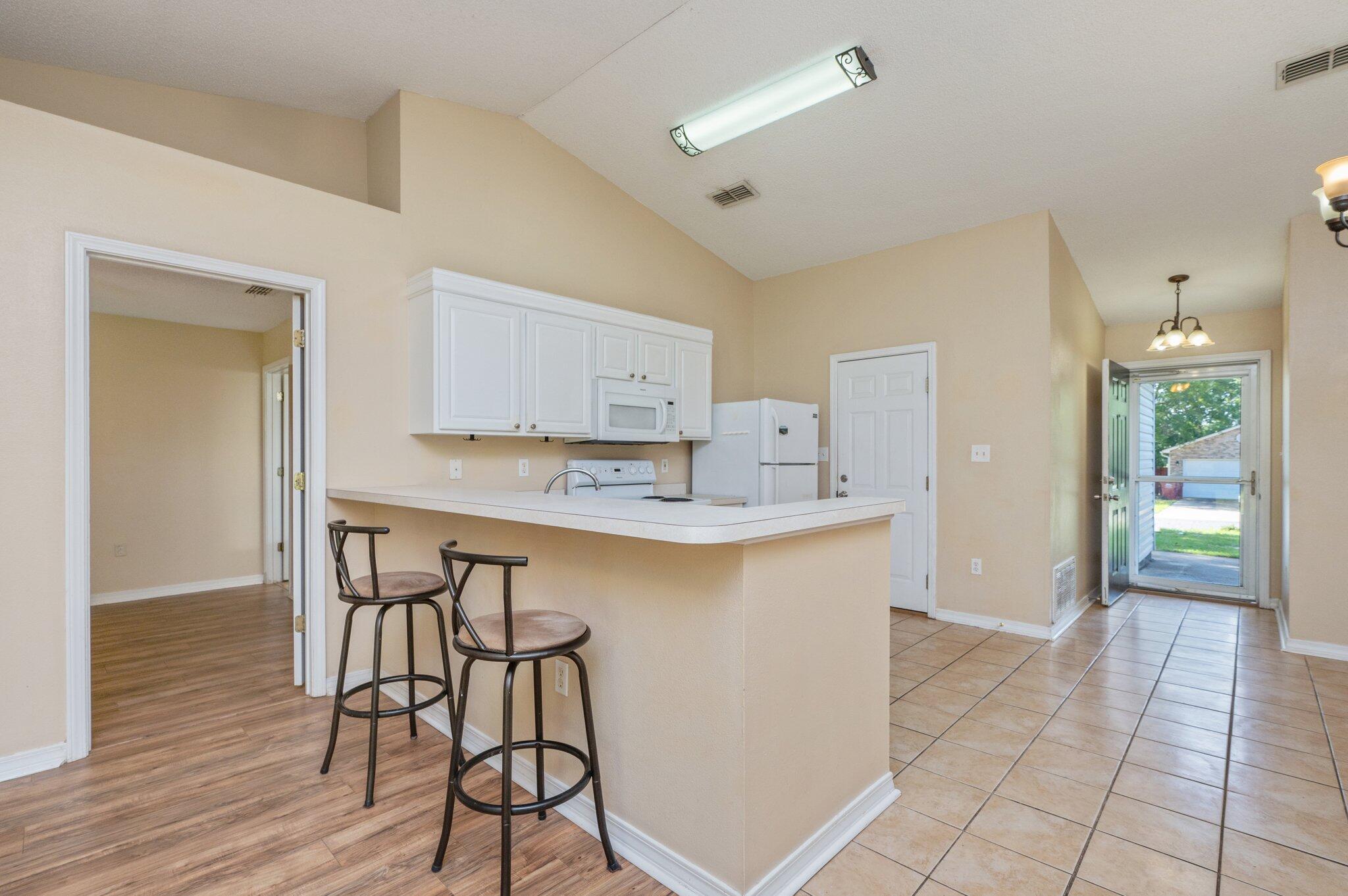 RIDGE CREST PH I - Residential