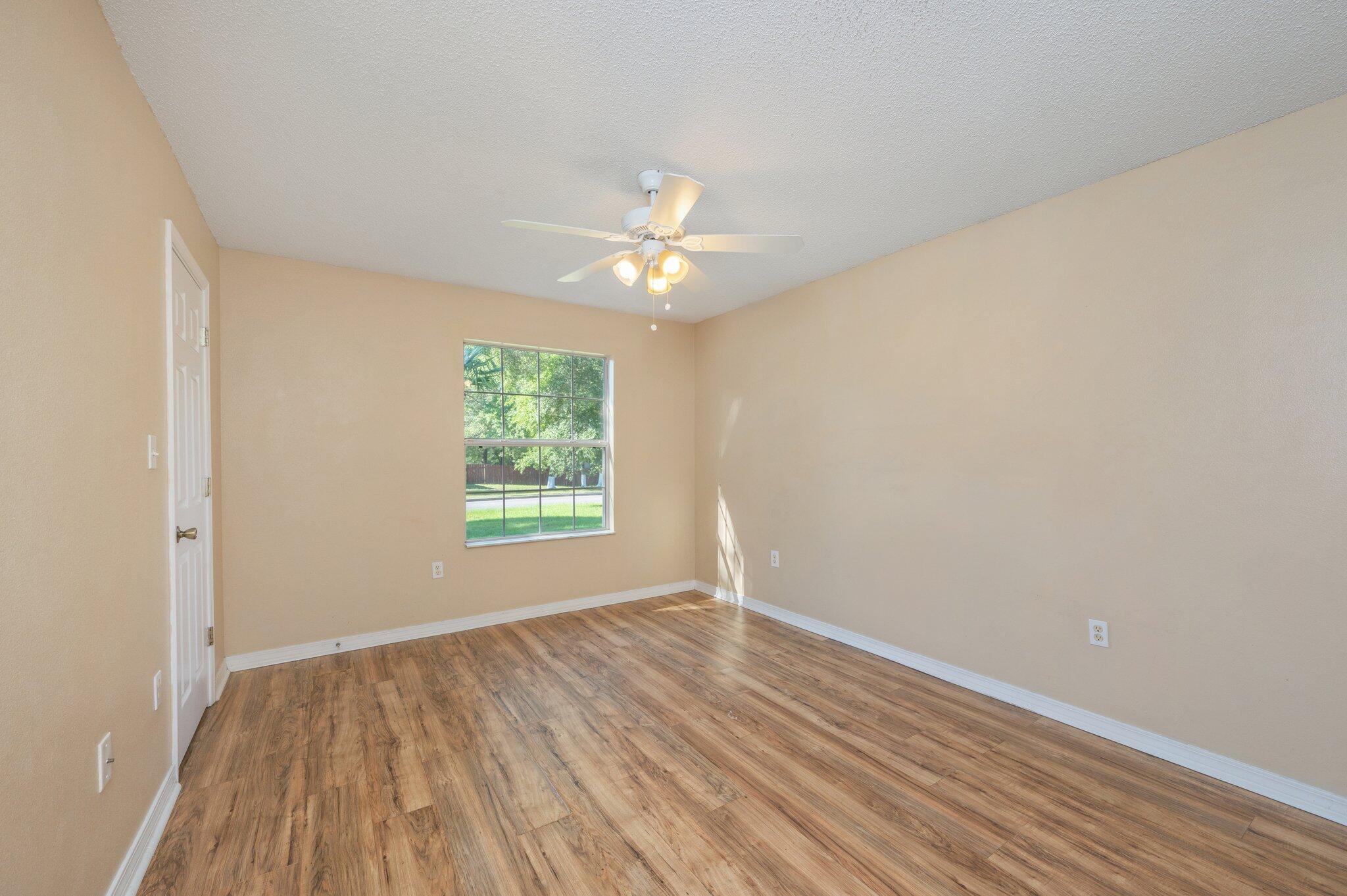 RIDGE CREST PH I - Residential