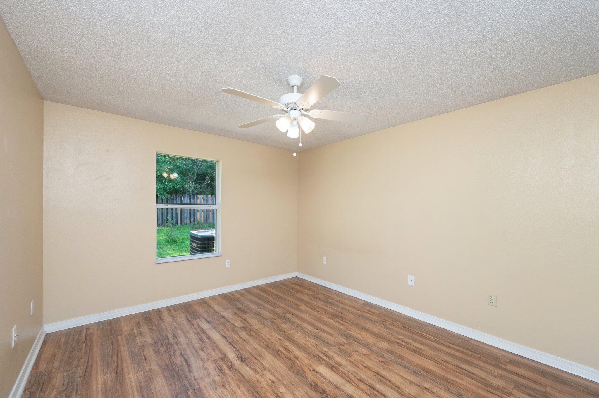RIDGE CREST PH I - Residential